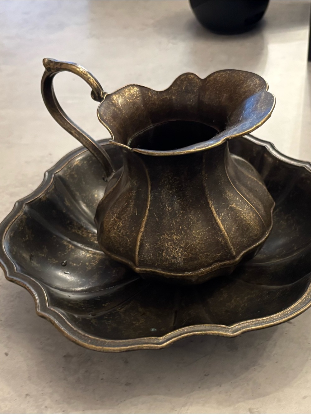 Vintage Italian Brass Pitcher & Basin Set • Laiton Fabriqué en Italie